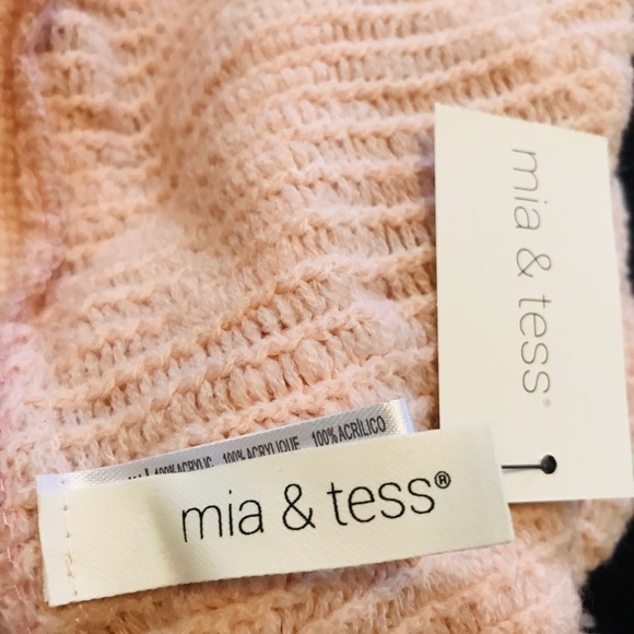 Pale Pink Rose Poncho Shawl NWT - Picture 6 of 8